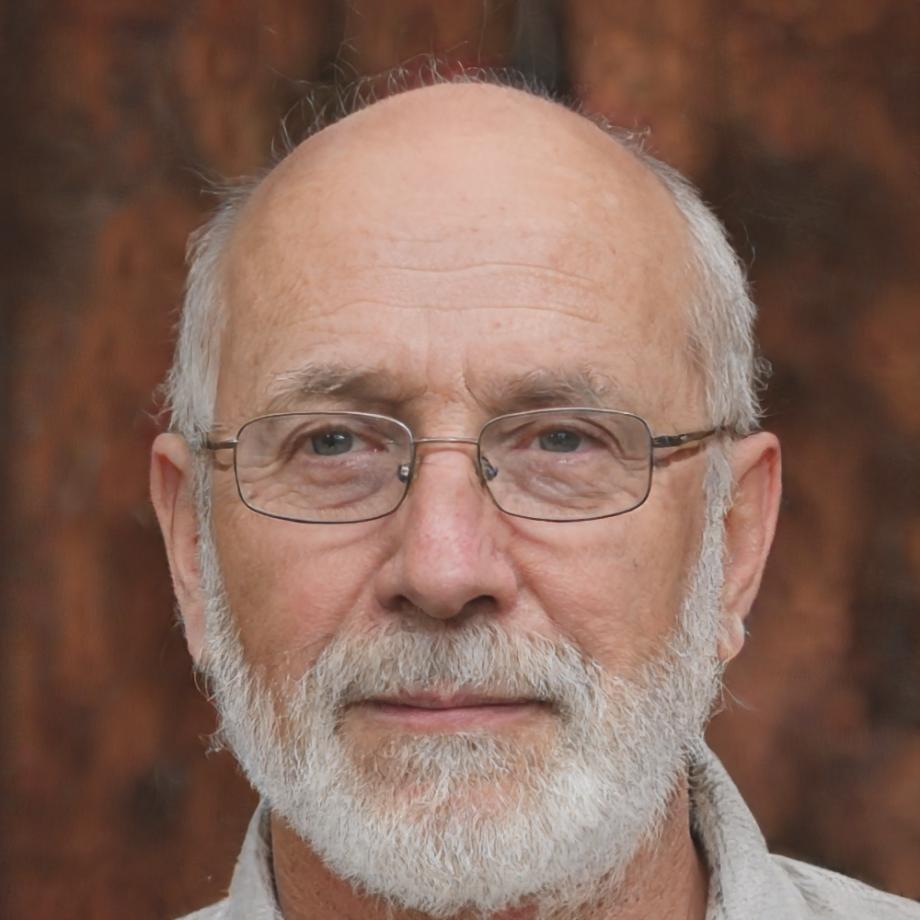 Retrato de Carlos Mendoza, especialista en finanzas personales